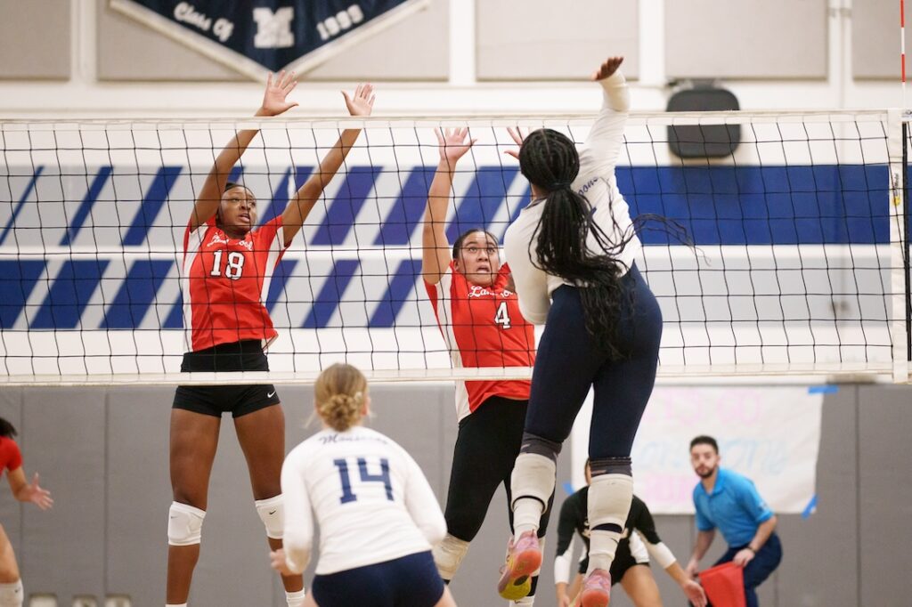 LakewoodvsMayfair 1