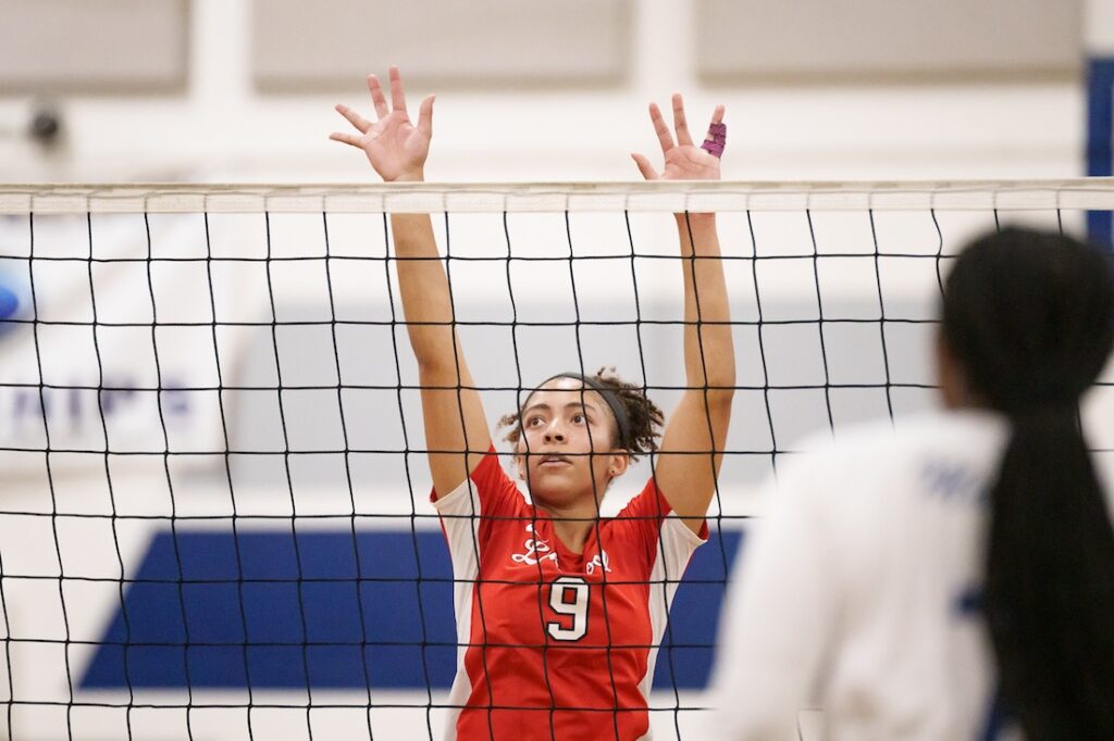 LakewoodvsMayfair 1