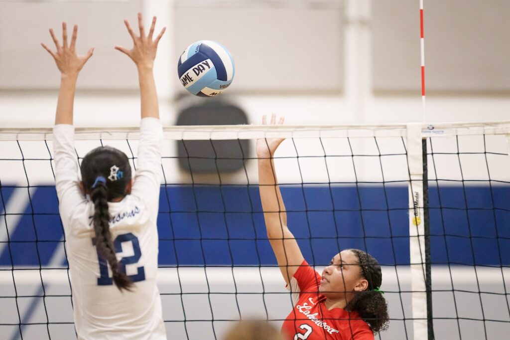 LakewoodvsMayfair 1