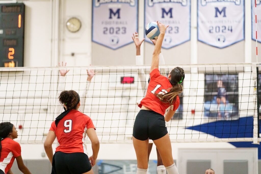 LakewoodvsMayfair 1