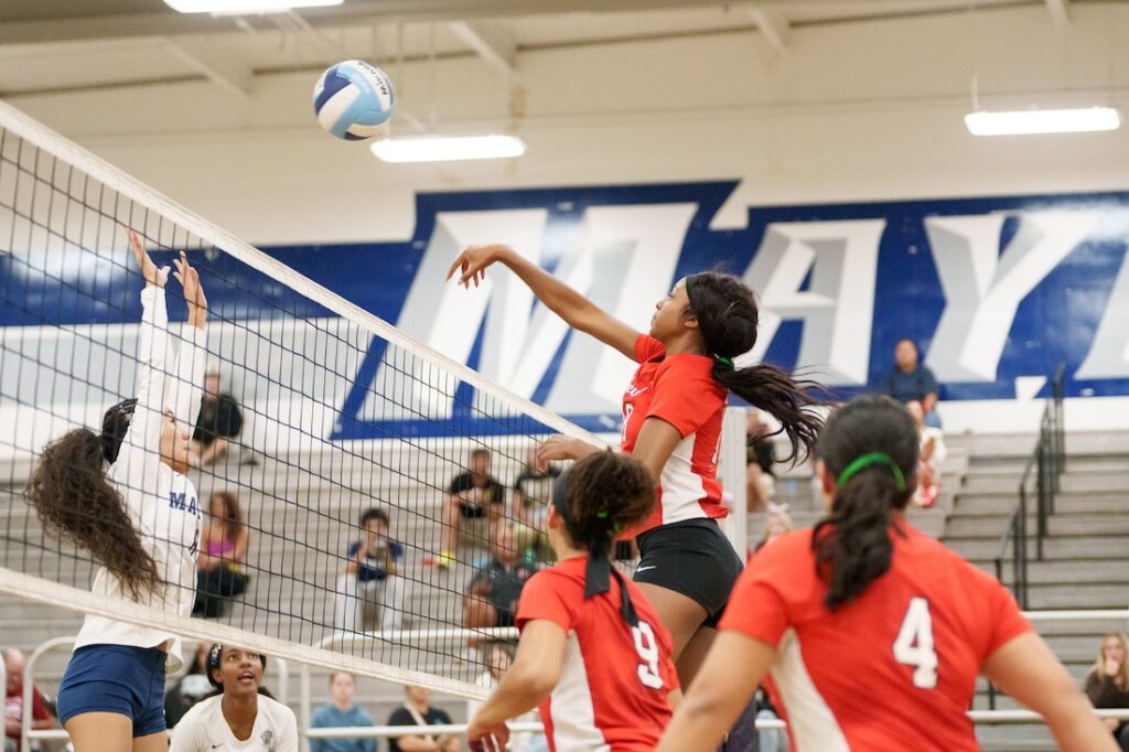 LakewoodvsMayfair 1