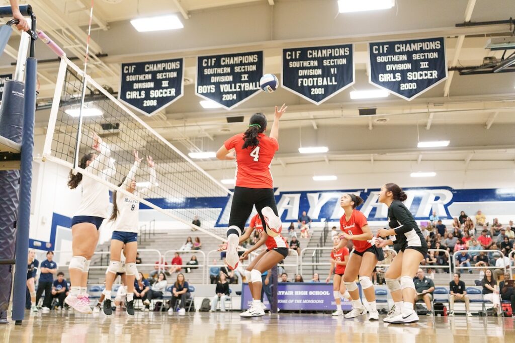 LakewoodvsMayfair 1