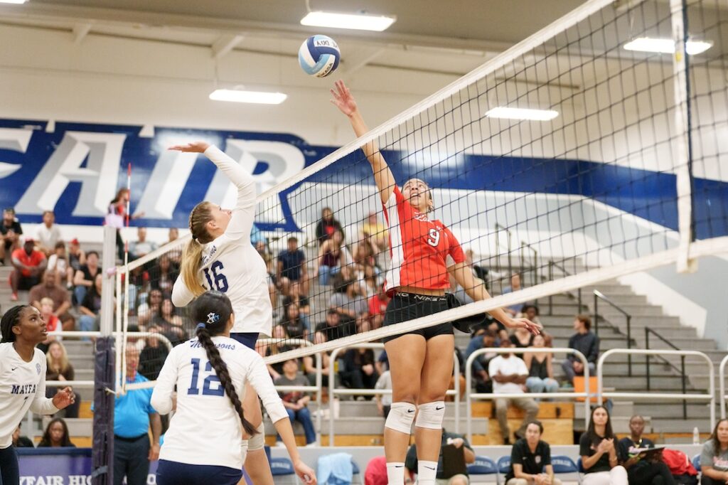 LakewoodvsMayfair 1