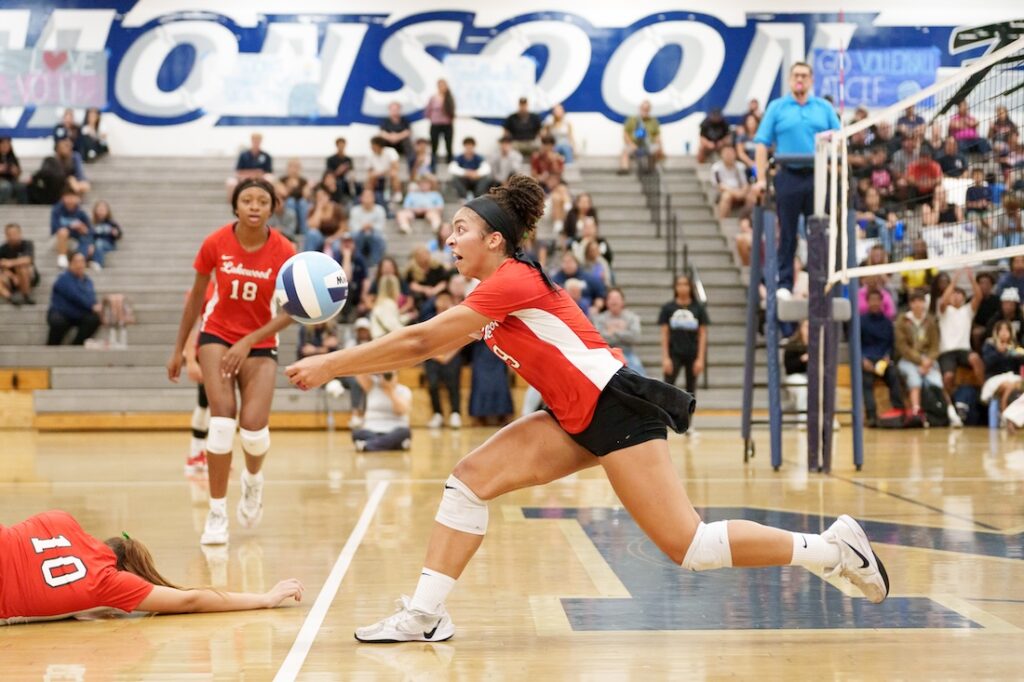 LakewoodvsMayfair 1