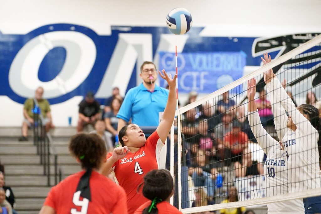 LakewoodvsMayfair 1