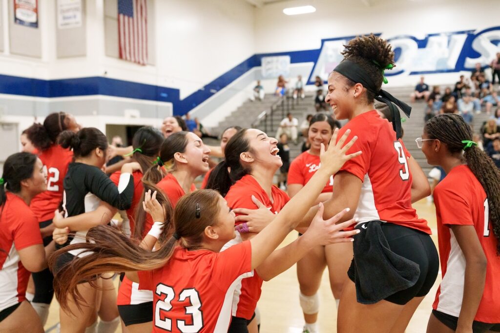 LakewoodvsMayfair 1