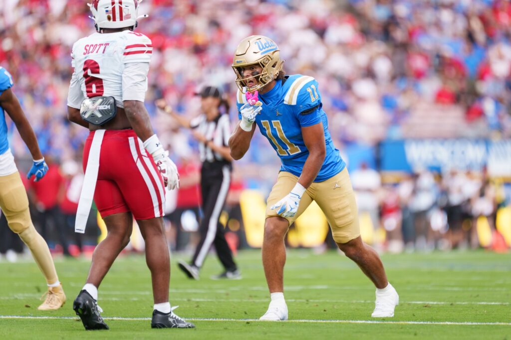 UCLA VS WISCONSIN 23
