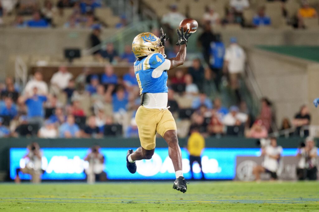UCLA VS WISCONSIN 23