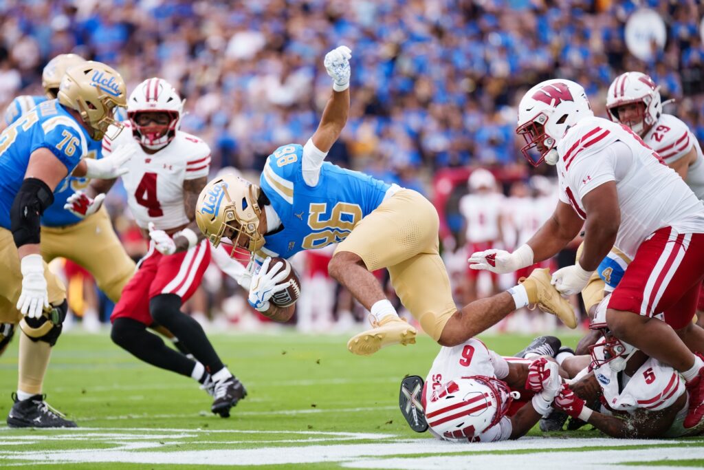UCLA VS WISCONSIN 23